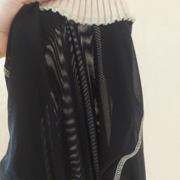 Gilded Intent Black/Beige Mesh Top With Knit Trimocl Neck (Estimated) Sz XS - Picture 6 of 10